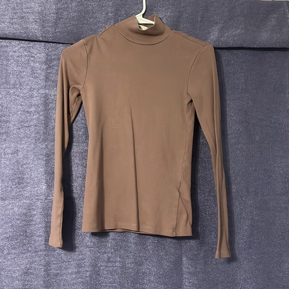 turtleneck
